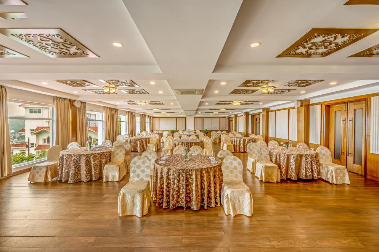 Sterling Ooty Elk Hill Hotel Buitenkant foto