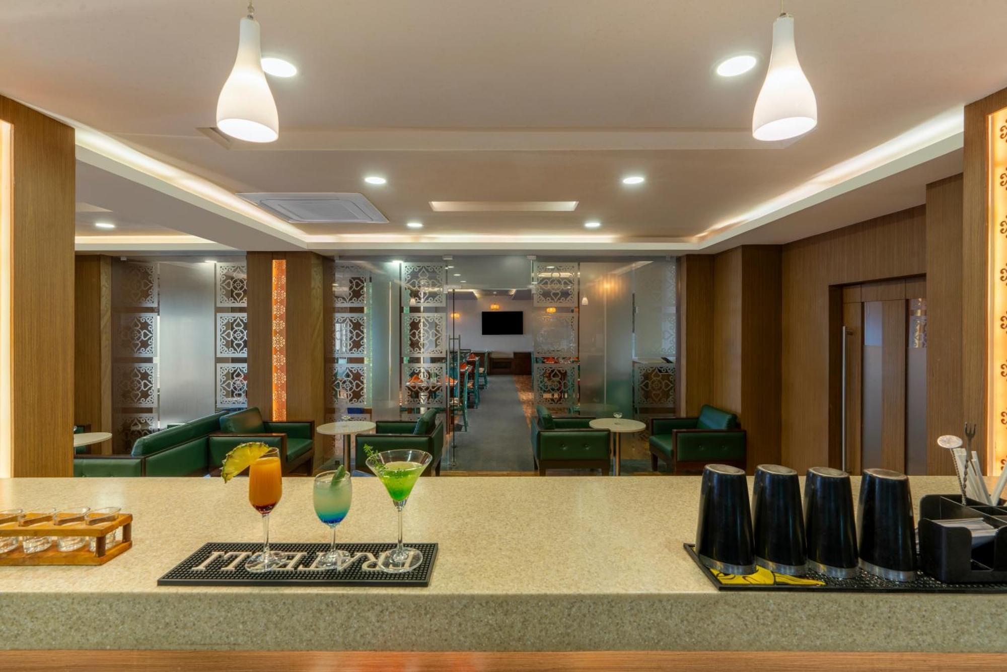 Sterling Ooty Elk Hill Hotel Buitenkant foto
